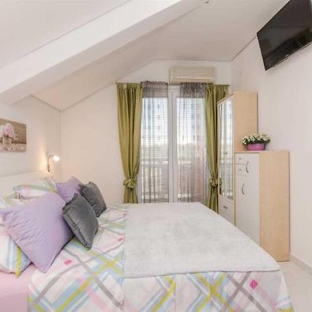 Villa Flora Maris Apartments Privlaka  Exteriér fotografie