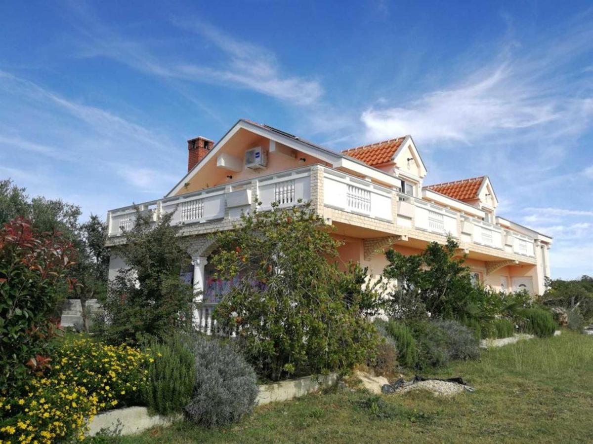 Villa Flora Maris Apartments Privlaka  Exteriér fotografie